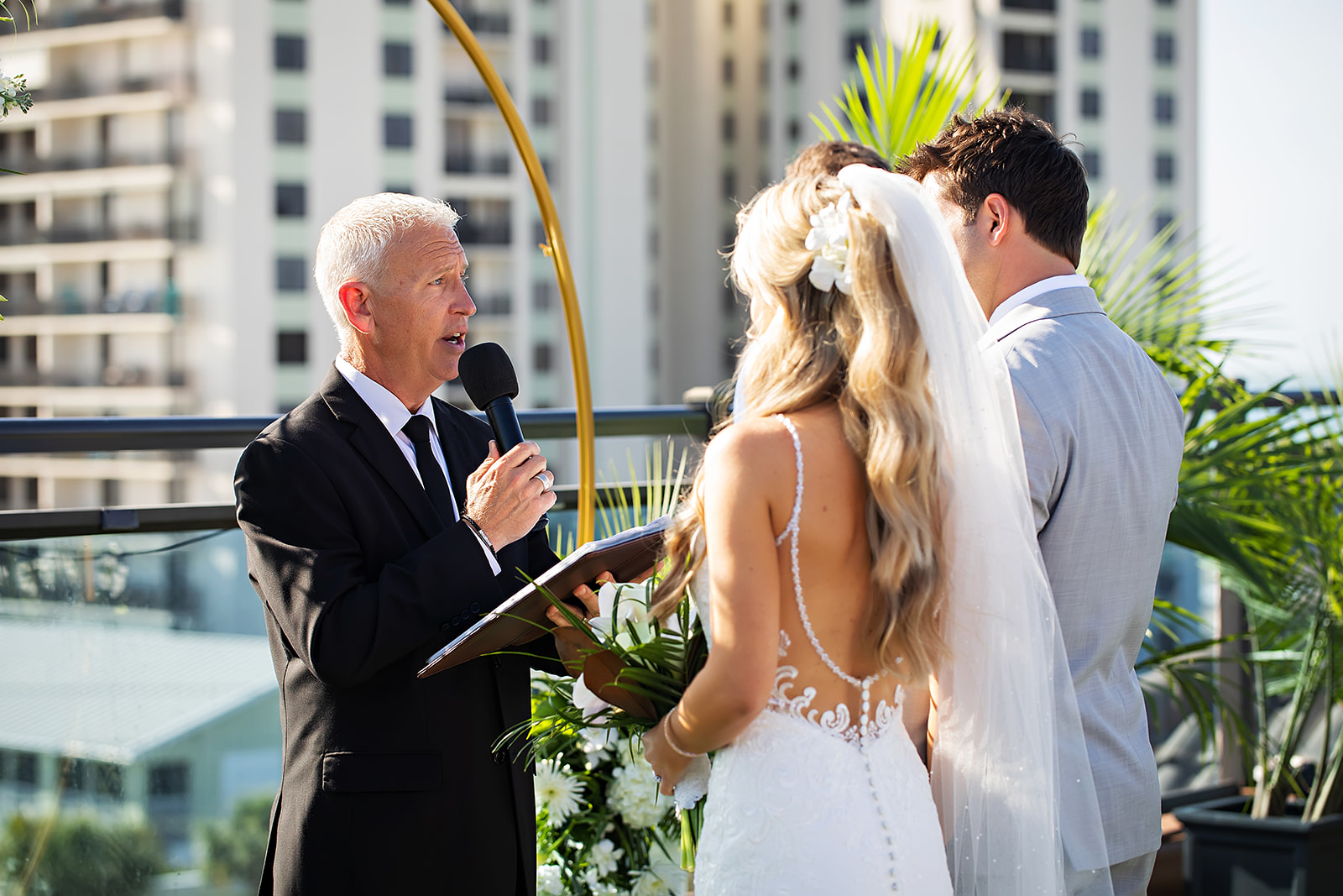 SC_Officiant Rev. Rick Lackore